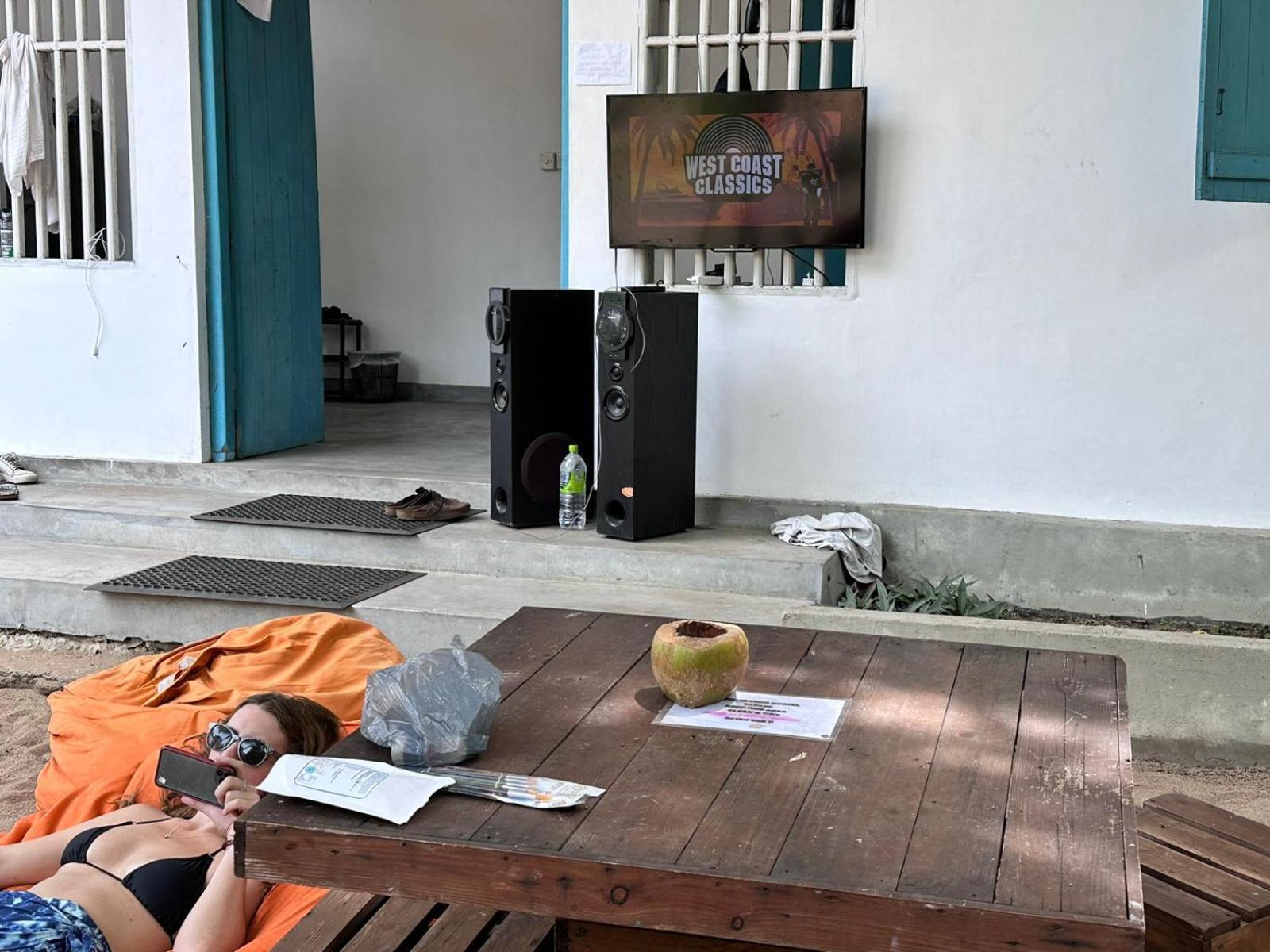 Hangover Hostels アルガムベイ エクステリア 写真