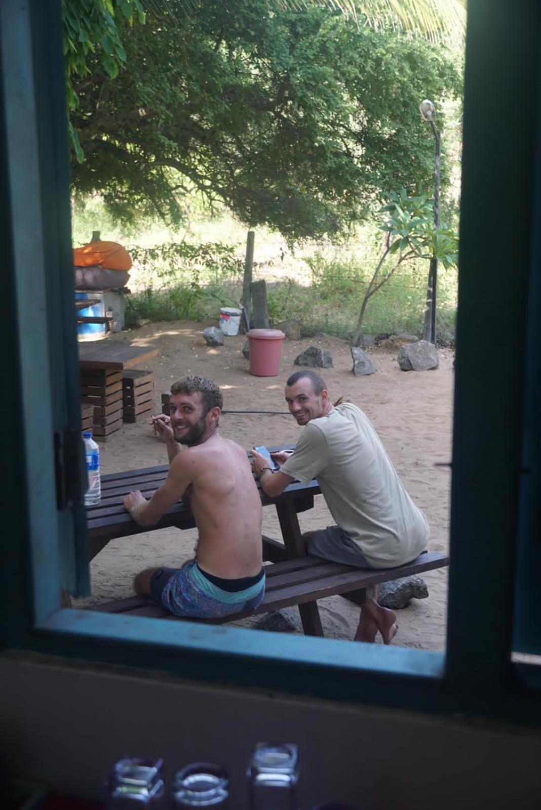 Hangover Hostels アルガムベイ エクステリア 写真